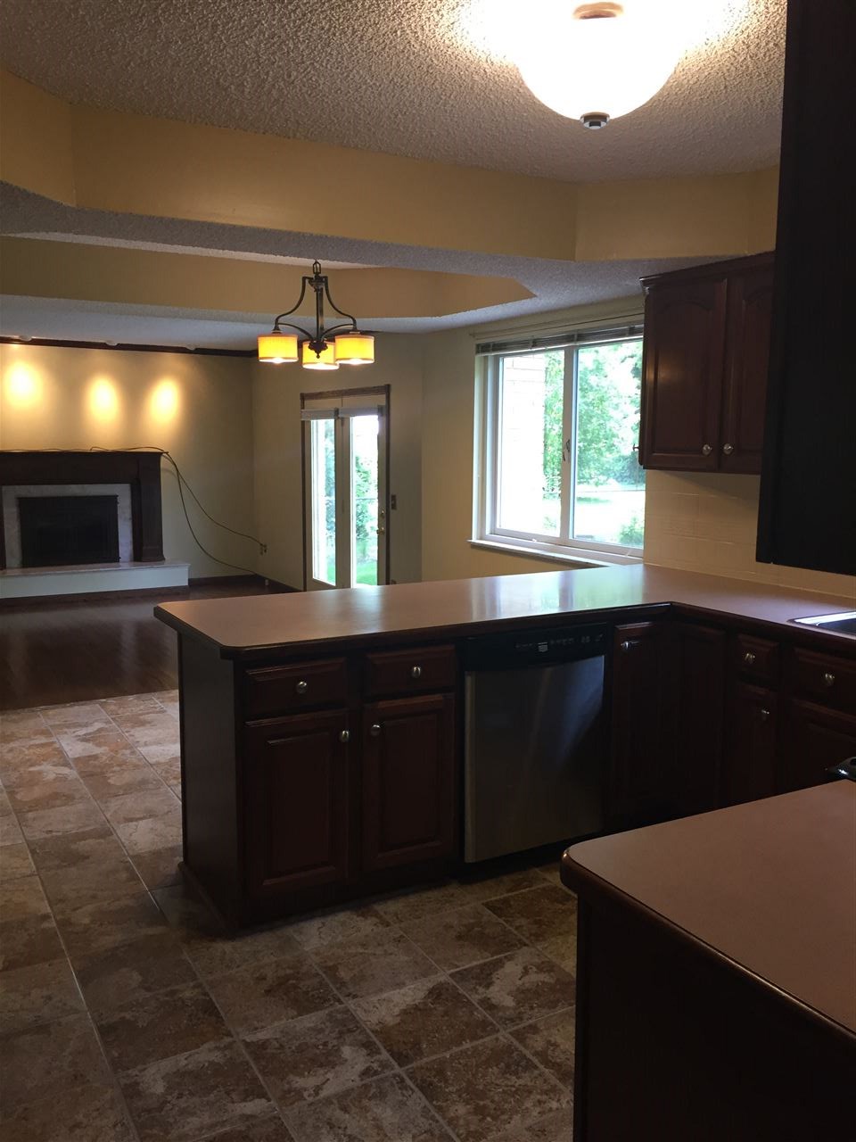 3320 Chicago Road Warren, MI 48092 - Photo 24 of 53 31325968-23.JPG