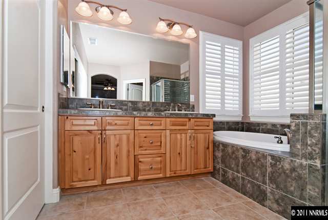 7310 Hurst Park Road Reno, NV 89502 - Photo 9 of 13 Photo 9