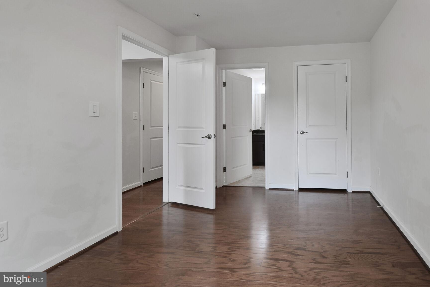 3636 Wright Terrace Washington, DC 20018 - Photo 4 of 39