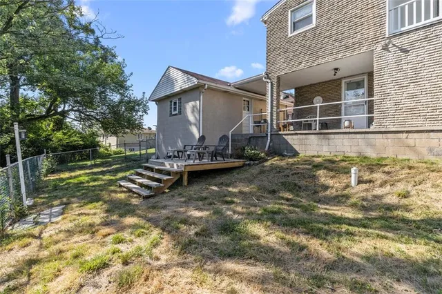 $156,000 | 3909 Inland Avenue, West Mifflin, PA 15122