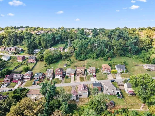 $156,000 | 3909 Inland Avenue, West Mifflin, PA 15122