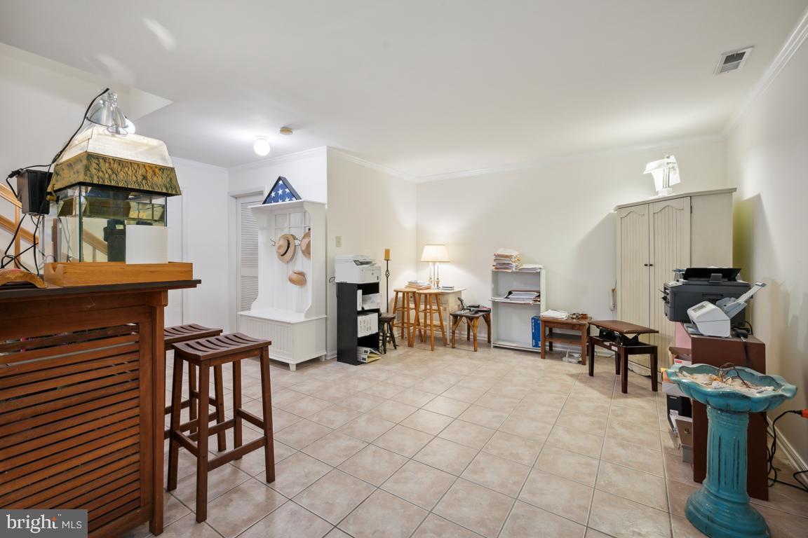 7706 Juniper Lane Palmyra, NJ 08065 - Photo 19 of 24 Den Family room Meditation 12'4'x20'2''