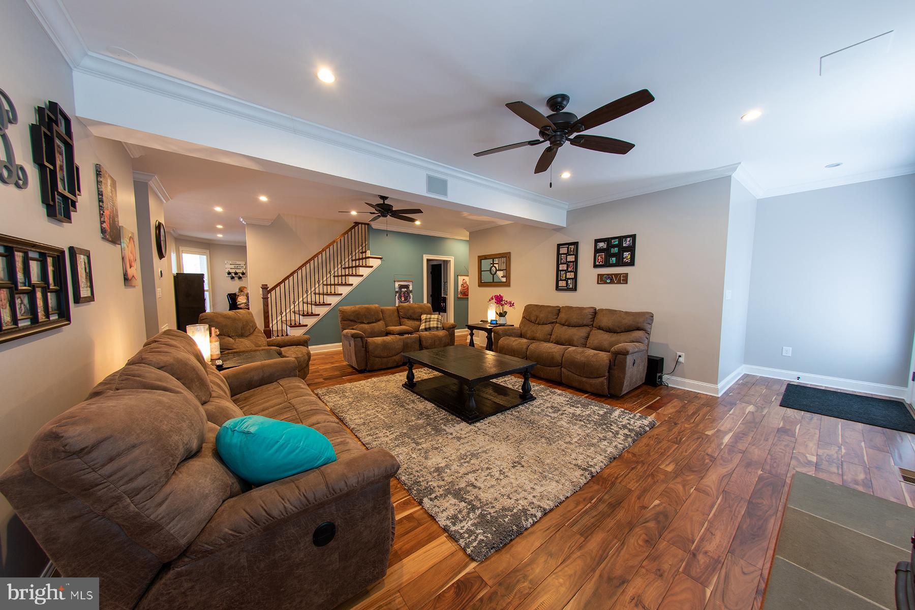 219 Old Magothy Bridge Road Pasadena, MD 21122 - Photo 30 of 85 1st floor living room