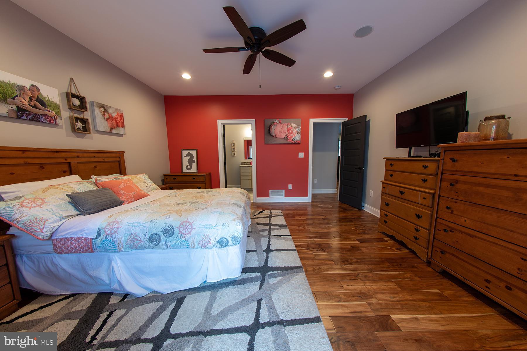 219 Old Magothy Bridge Road Pasadena, MD 21122 - Photo 32 of 85 1st floor master