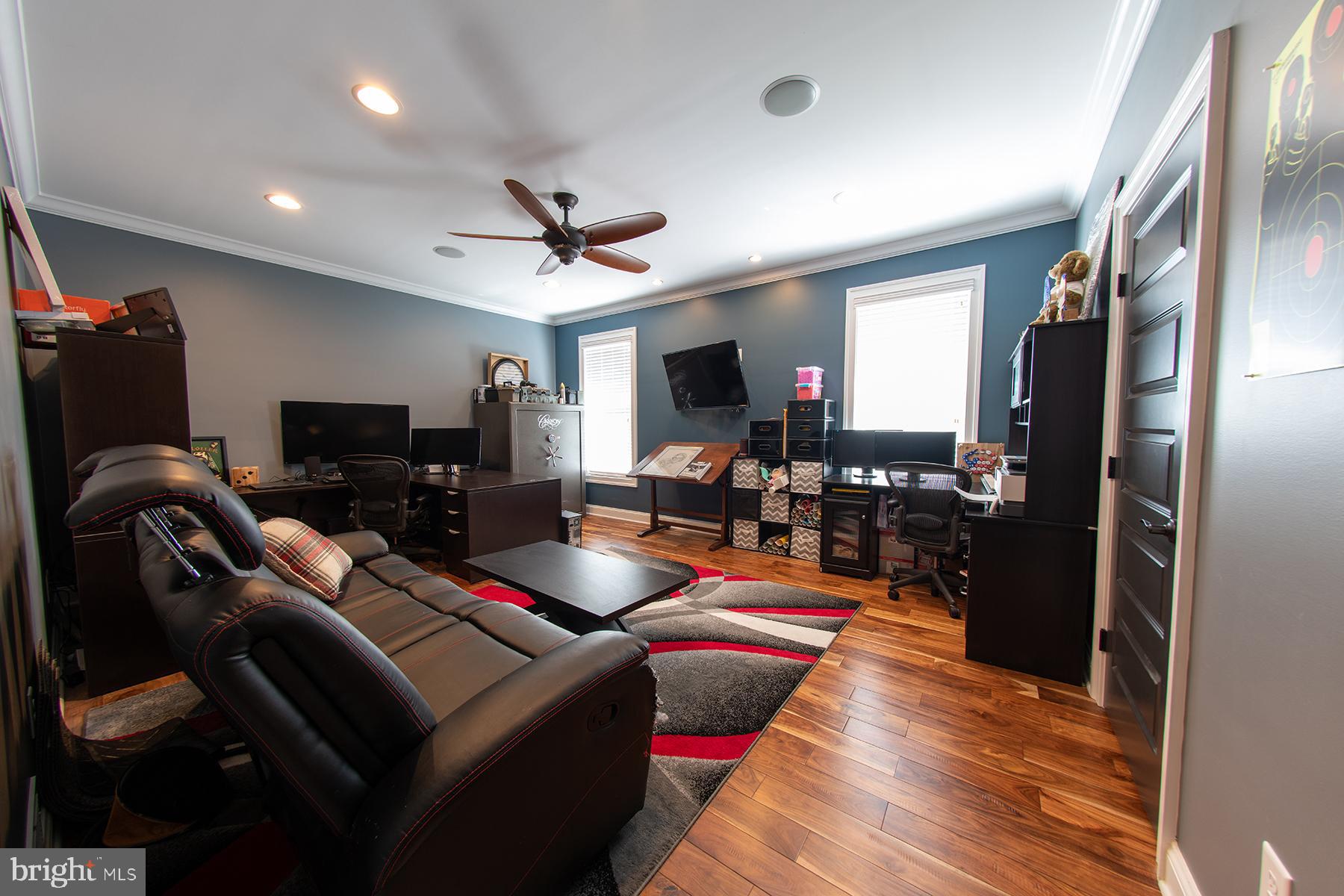 219 Old Magothy Bridge Road Pasadena, MD 21122 - Photo 39 of 85 1st floor bedroom 3/office