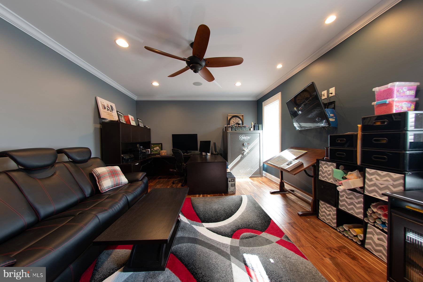 219 Old Magothy Bridge Road Pasadena, MD 21122 - Photo 40 of 85 1st floor bedroom 3/office