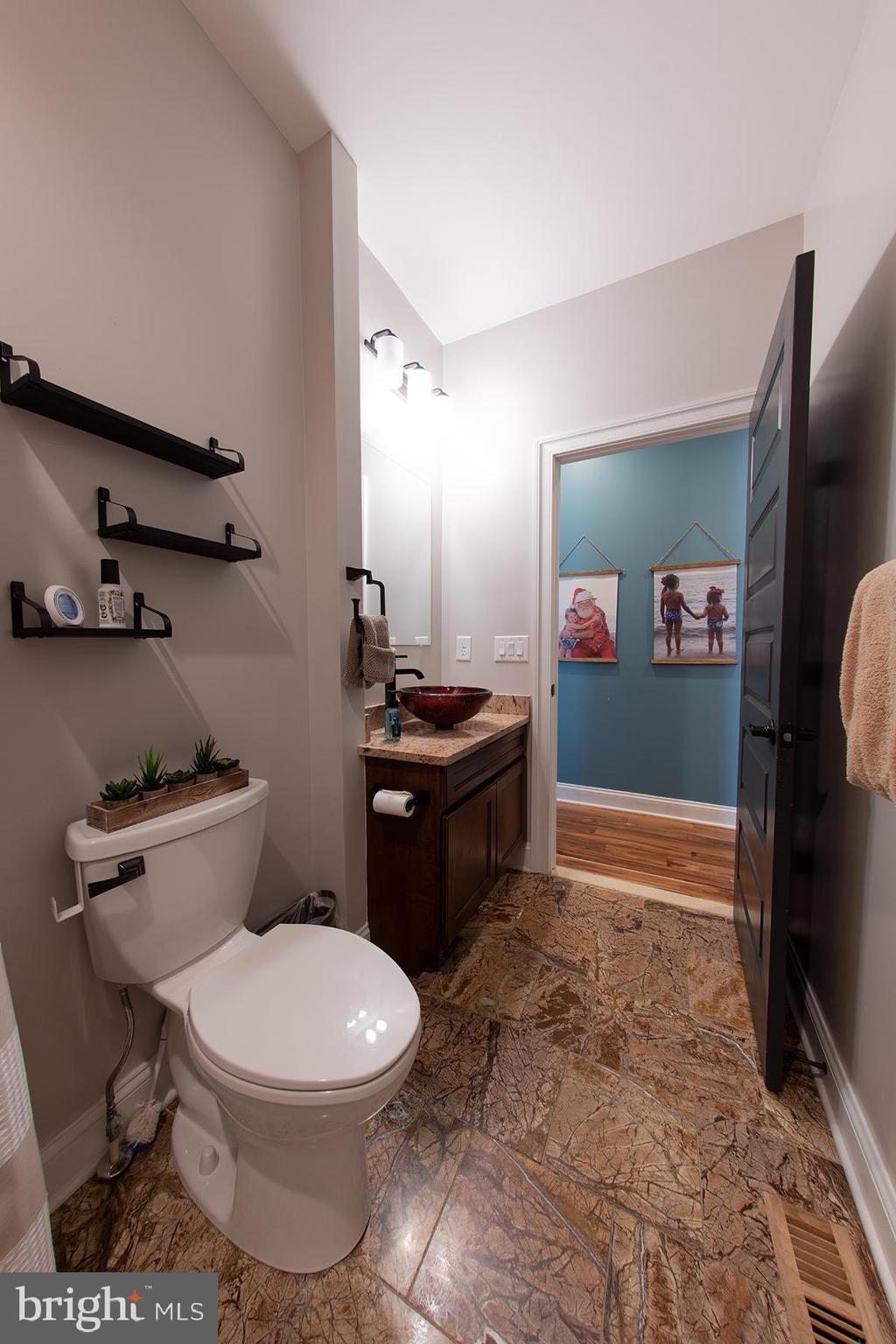 219 Old Magothy Bridge Road Pasadena, MD 21122 - Photo 43 of 85 1st floor full hall bath