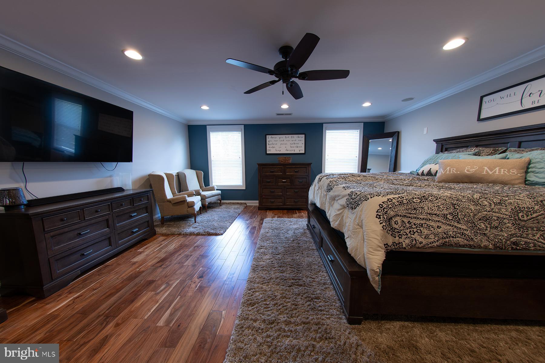 219 Old Magothy Bridge Road Pasadena, MD 21122 - Photo 46 of 85 2nd floor master bedroom