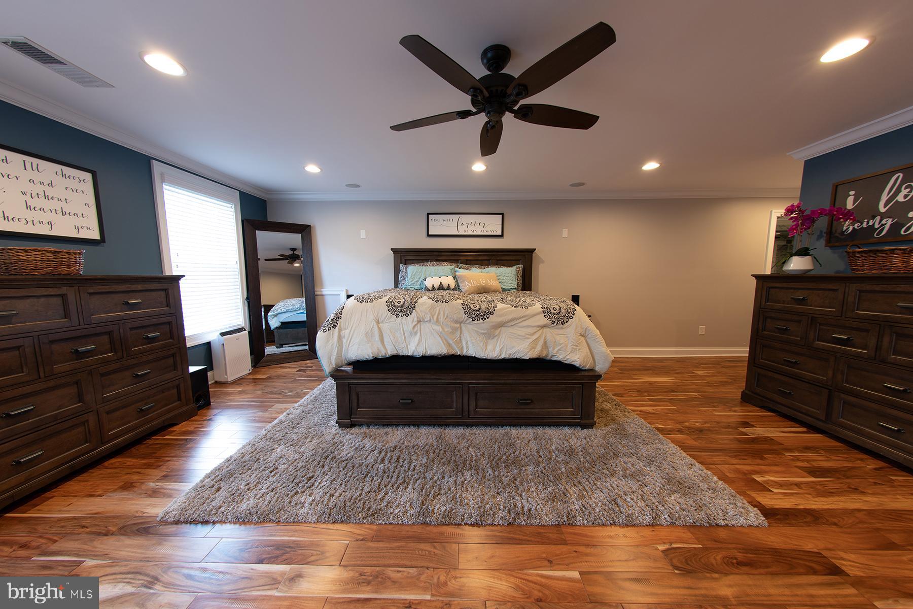 219 Old Magothy Bridge Road Pasadena, MD 21122 - Photo 47 of 85 2nd floor master bedroom