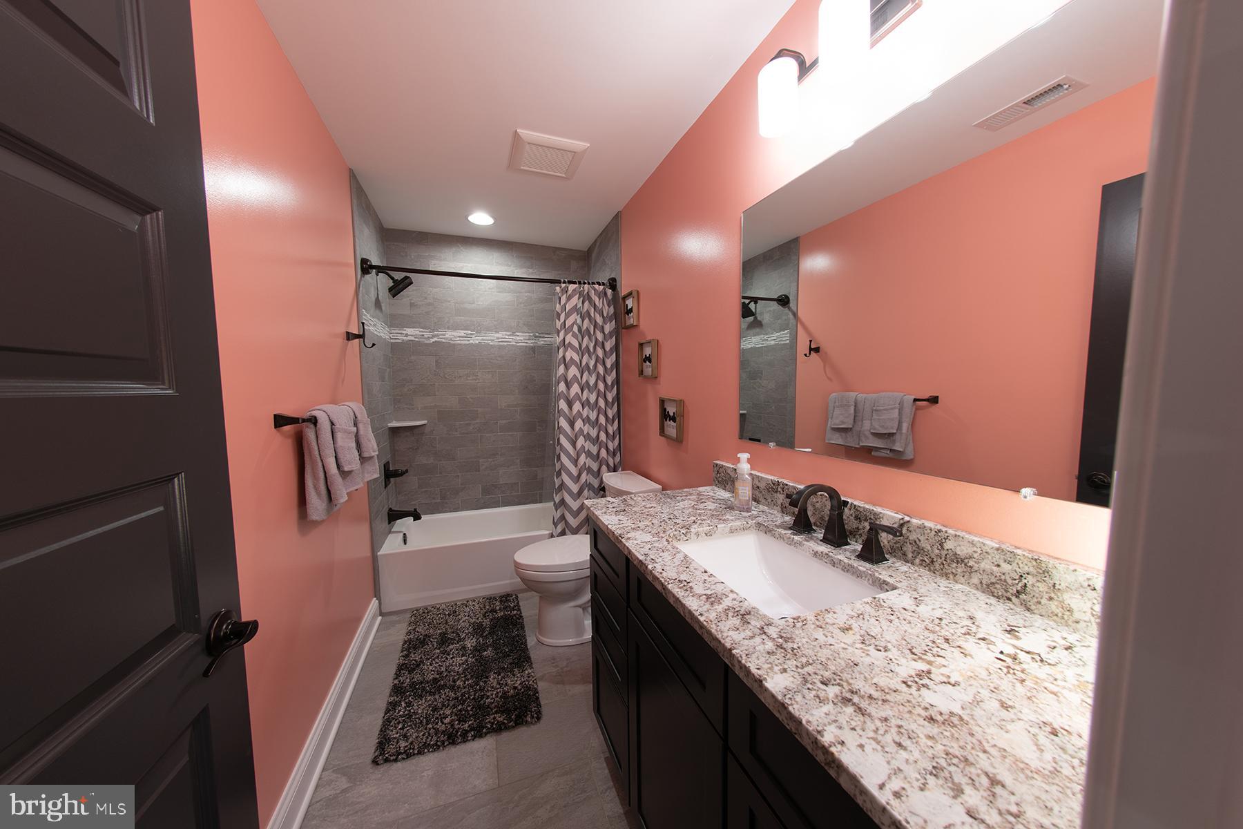 219 Old Magothy Bridge Road Pasadena, MD 21122 - Photo 62 of 85 2nd floor full hall bathroo