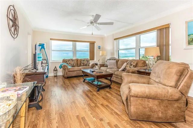 $5,000 | 1270 Gulf Boulevard, Unit 708, Clearwater, FL 33767