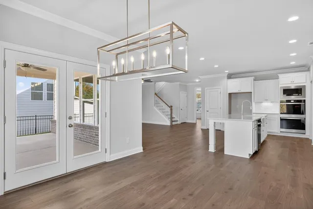 $549,660 | 5583 Spring Street, Flowery Branch, GA 30542