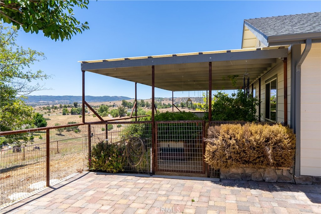 8580 Warren Road Paso Robles, CA 93446 - Photo 52 of 64