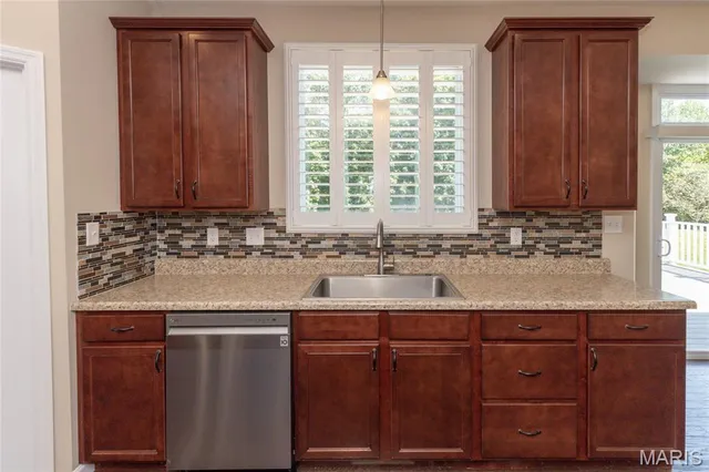 $624,900 | 848 Evergreen Forest Drive, St. Peters, MO 63376