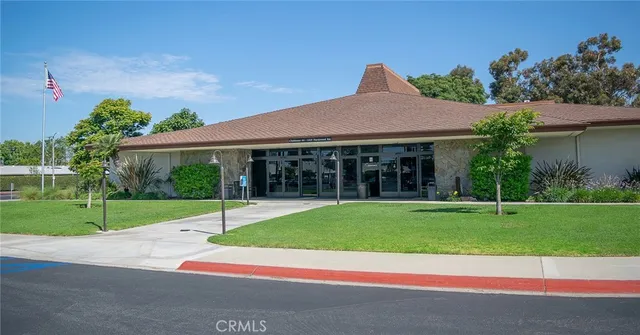 $724,500 | 1462 Merion Way, Unit M2 30K, Seal Beach, CA 90740