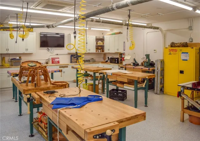 $724,500 | 1462 Merion Way, Unit M2 30K, Seal Beach, CA 90740