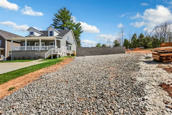 $520,000 | 60 East Fork Drive, Clarksville, TN 37042