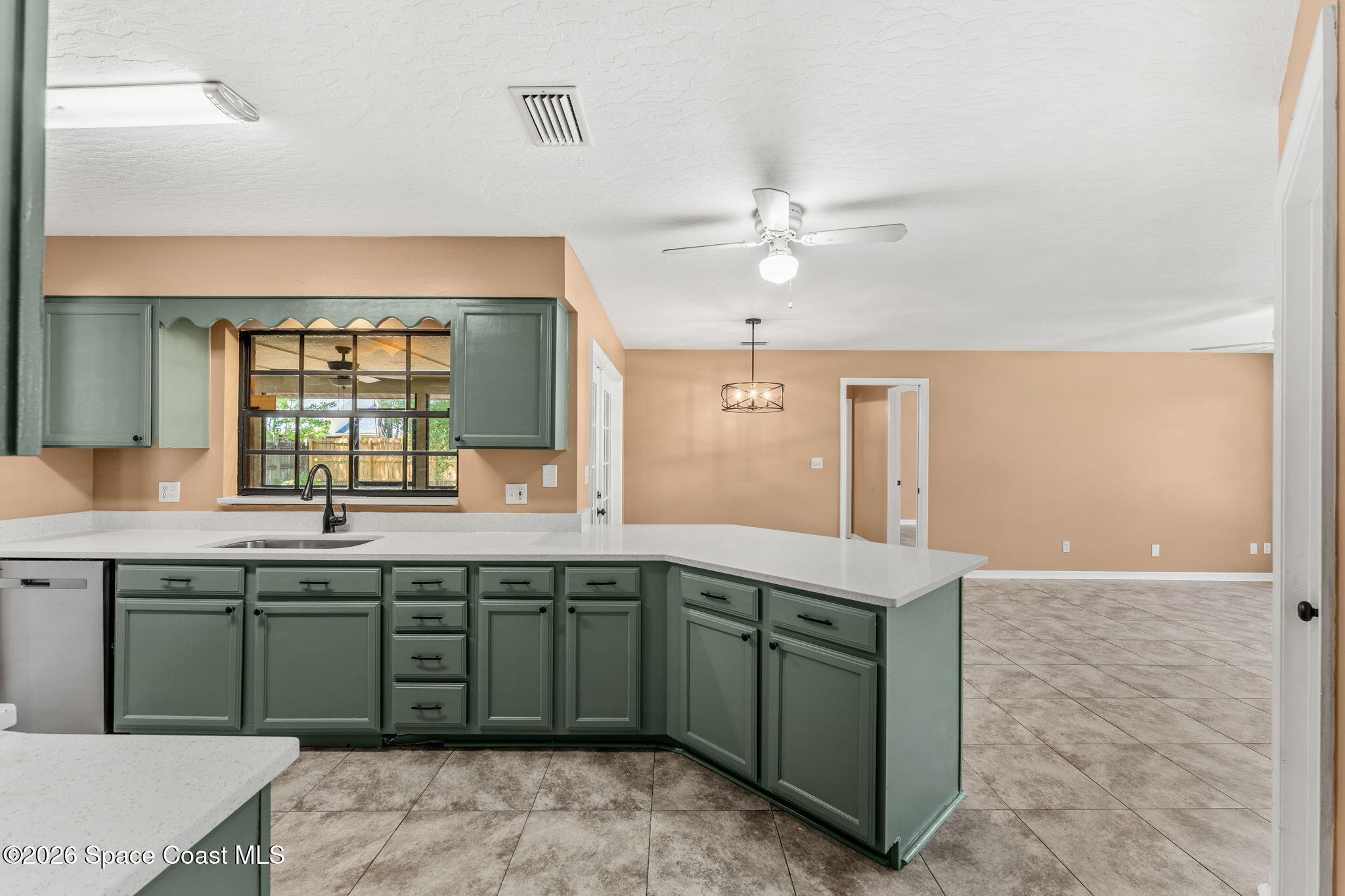 950 Whisperpine Drive Melbourne, FL 32901 - Photo 11 of 51 Kitchen