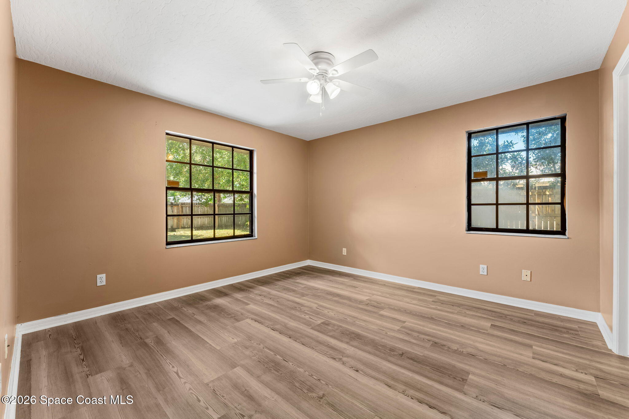 950 Whisperpine Drive Melbourne, FL 32901 - Photo 28 of 51 Bedroom 3