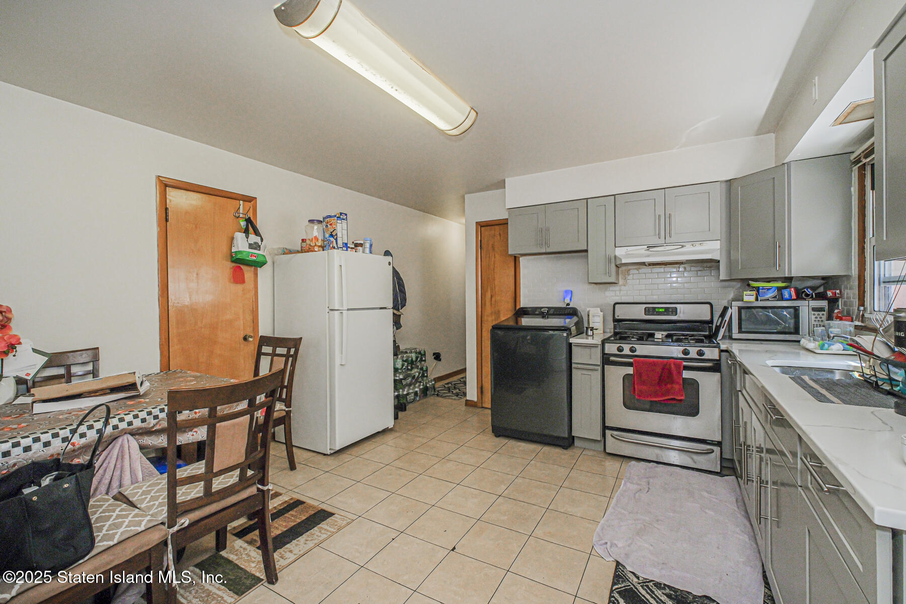 125 Ridgecrest Avenue Staten Island, NY 10312 - Photo 18 of 24 Photo Aug 26 2025, 11 41 52 PM