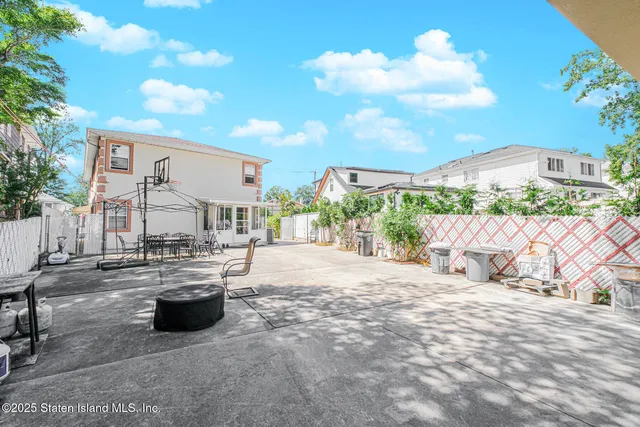 $1,488,888 | 125 Ridgecrest Avenue | Eltingville