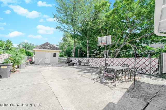 $1,488,888 | 125 Ridgecrest Avenue | Eltingville