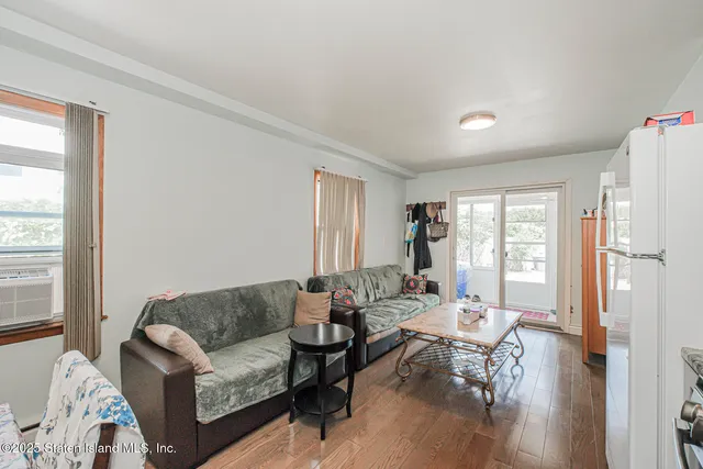 $1,488,888 | 125 Ridgecrest Avenue | Eltingville