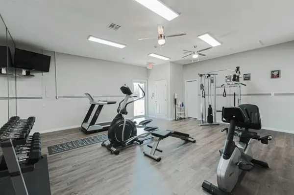 $1,060 | 11111 West Montgomery Road, Unit 805, Houston, TX 77088