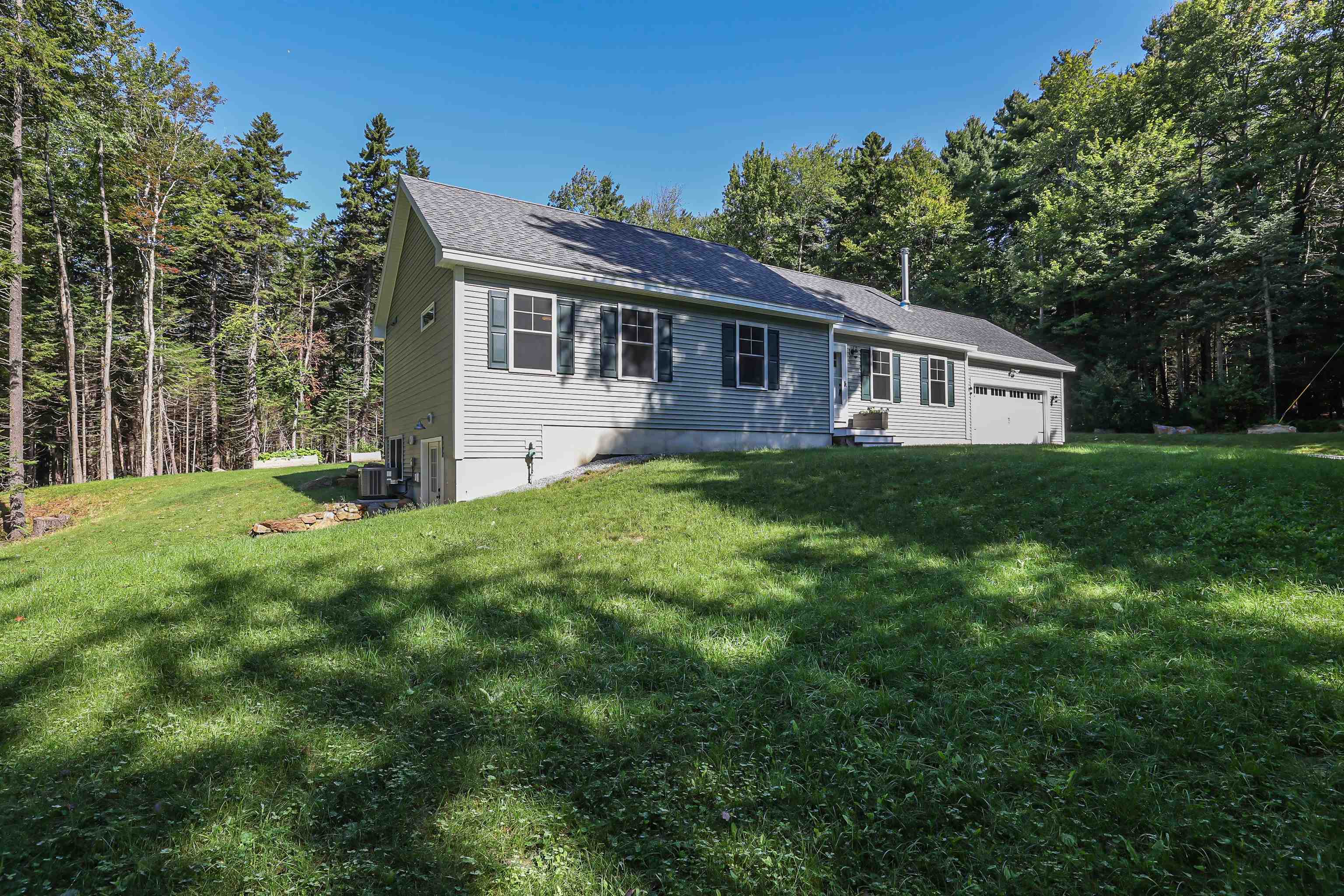 53 Coolidge Drive Washington, NH 03280 - Photo 22 of 39