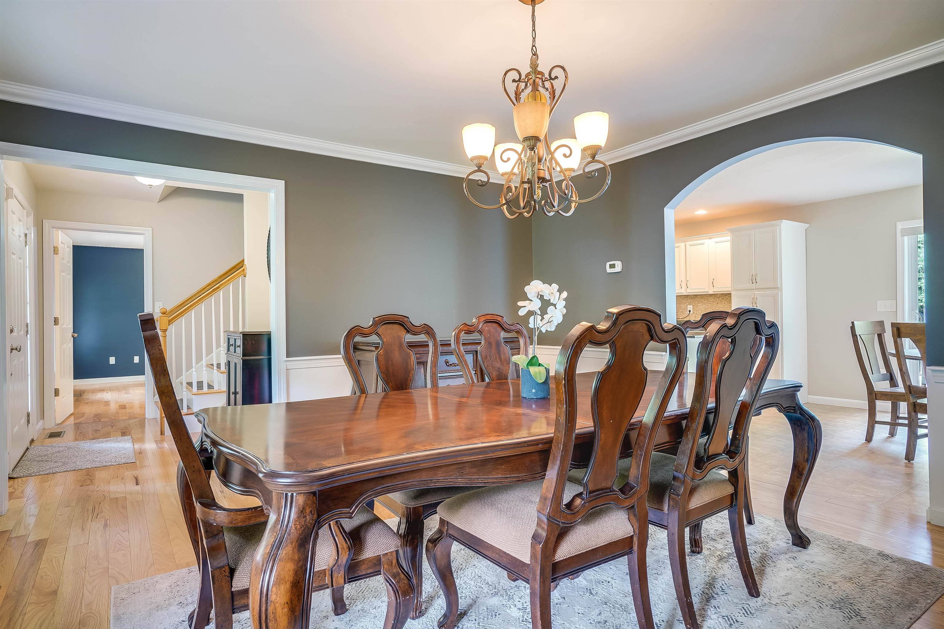 45 Auburn Road Londonderry, NH 03053 - Photo 3 of 40 Gallery Image 3