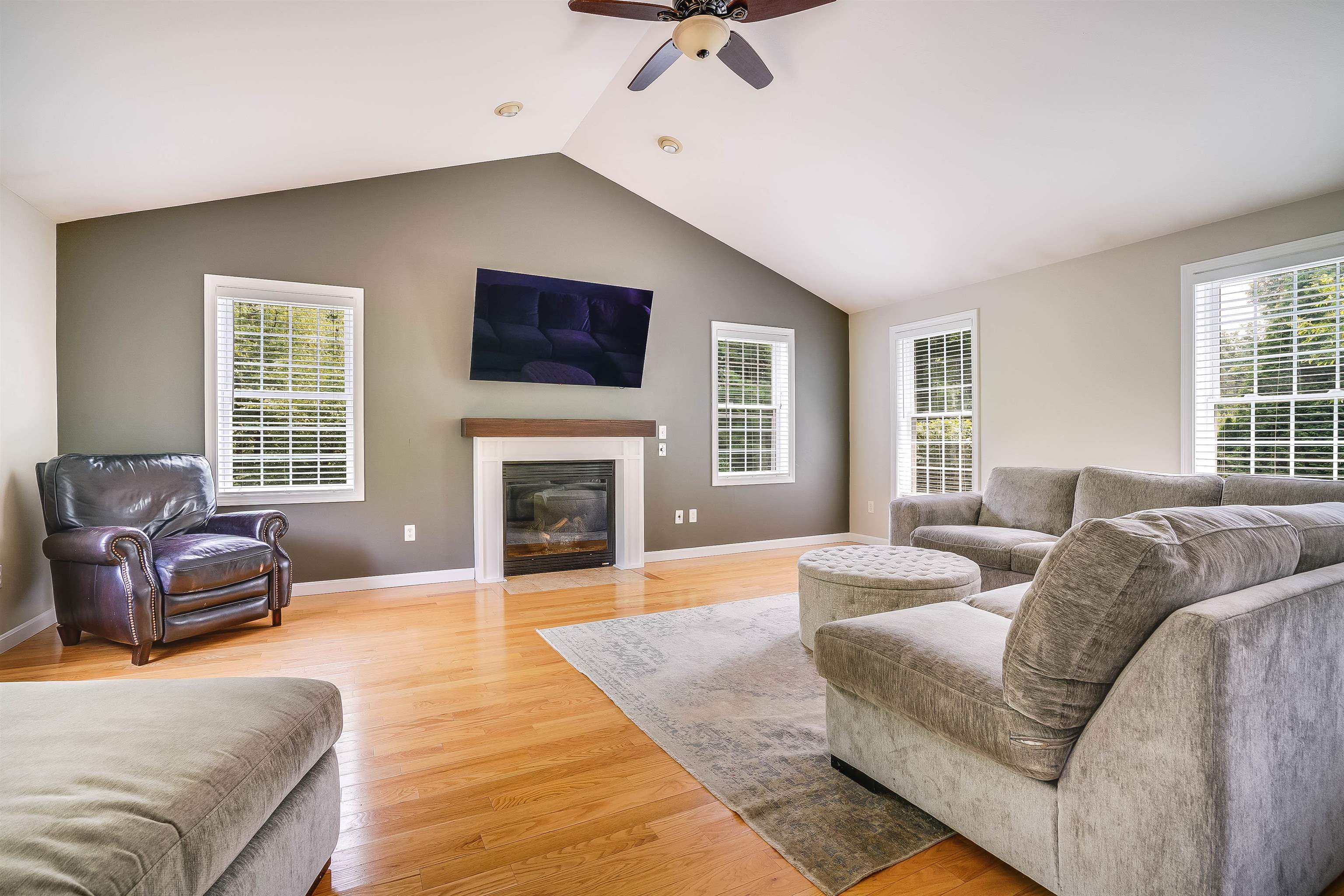 45 Auburn Road Londonderry, NH 03053 - Photo 39 of 40 Gallery Image 39