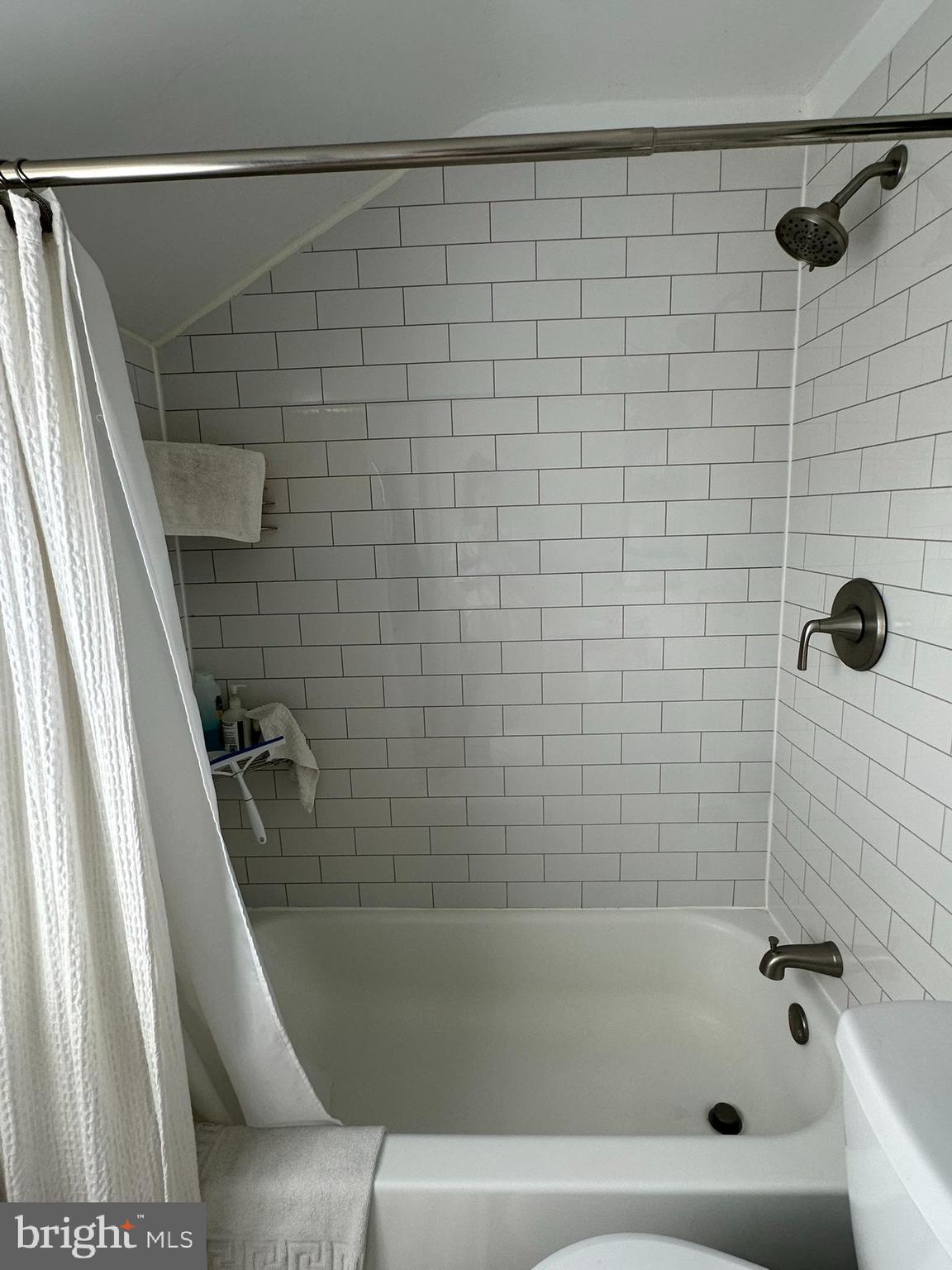 217 Lyster Road Oreland, PA 19075 - Photo 34 of 39 Gallery Image 34