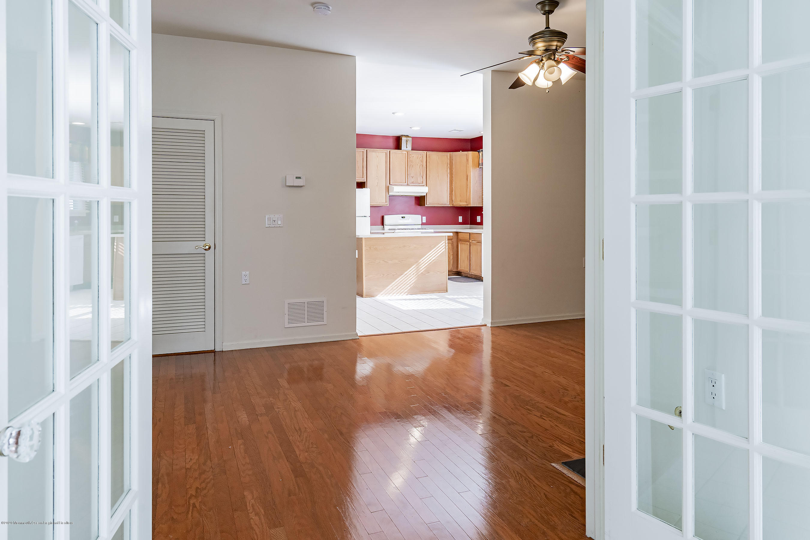 7 Elsworth Place Holmdel, NJ 07733 - Photo 6 of 23 a bathroom with a bathtub and a shower