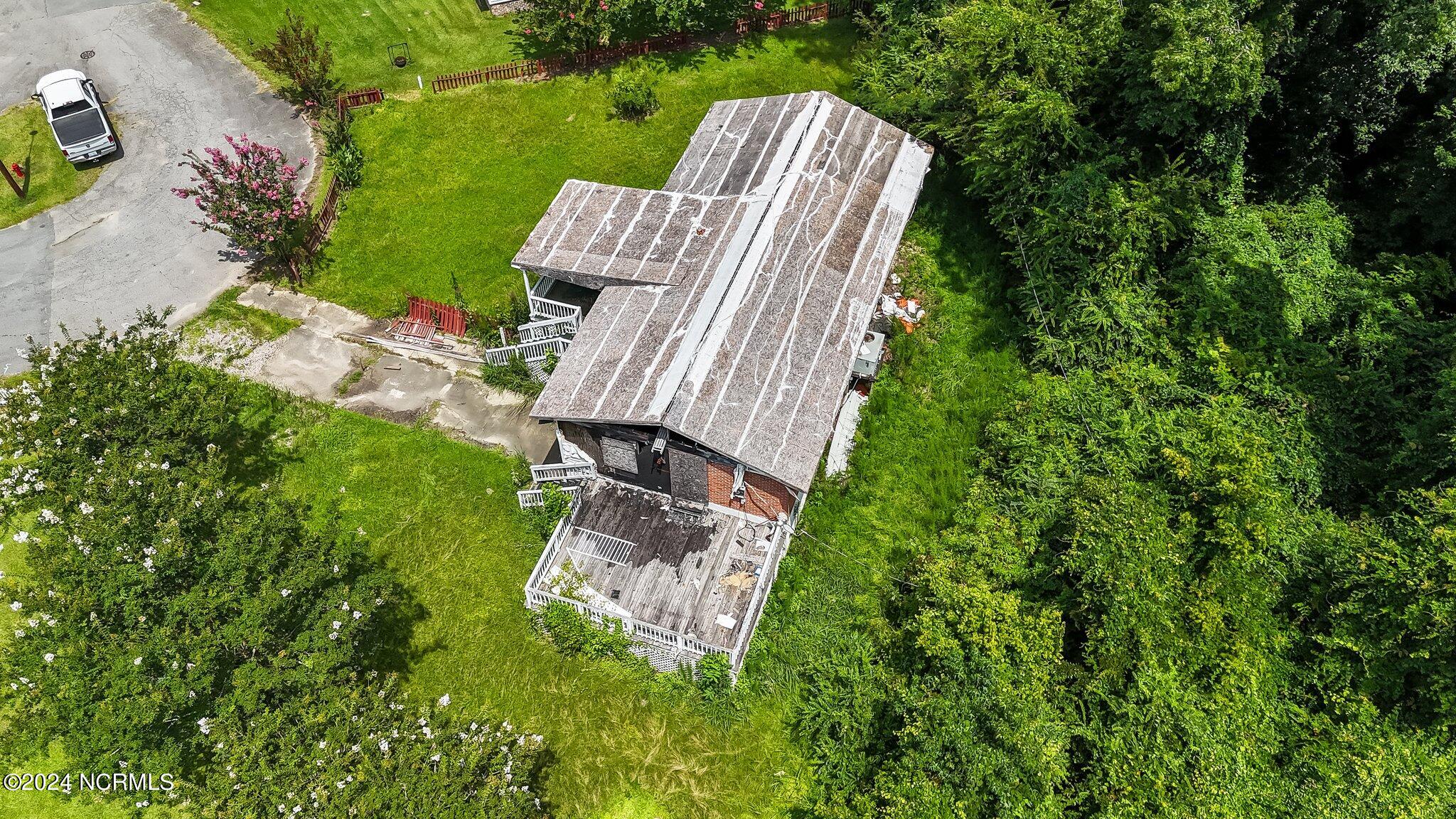 505 Washington Street Windsor, NC 27983 - Photo 34 of 43 46-web-or-mls-DJI_20240731132126_0815_D