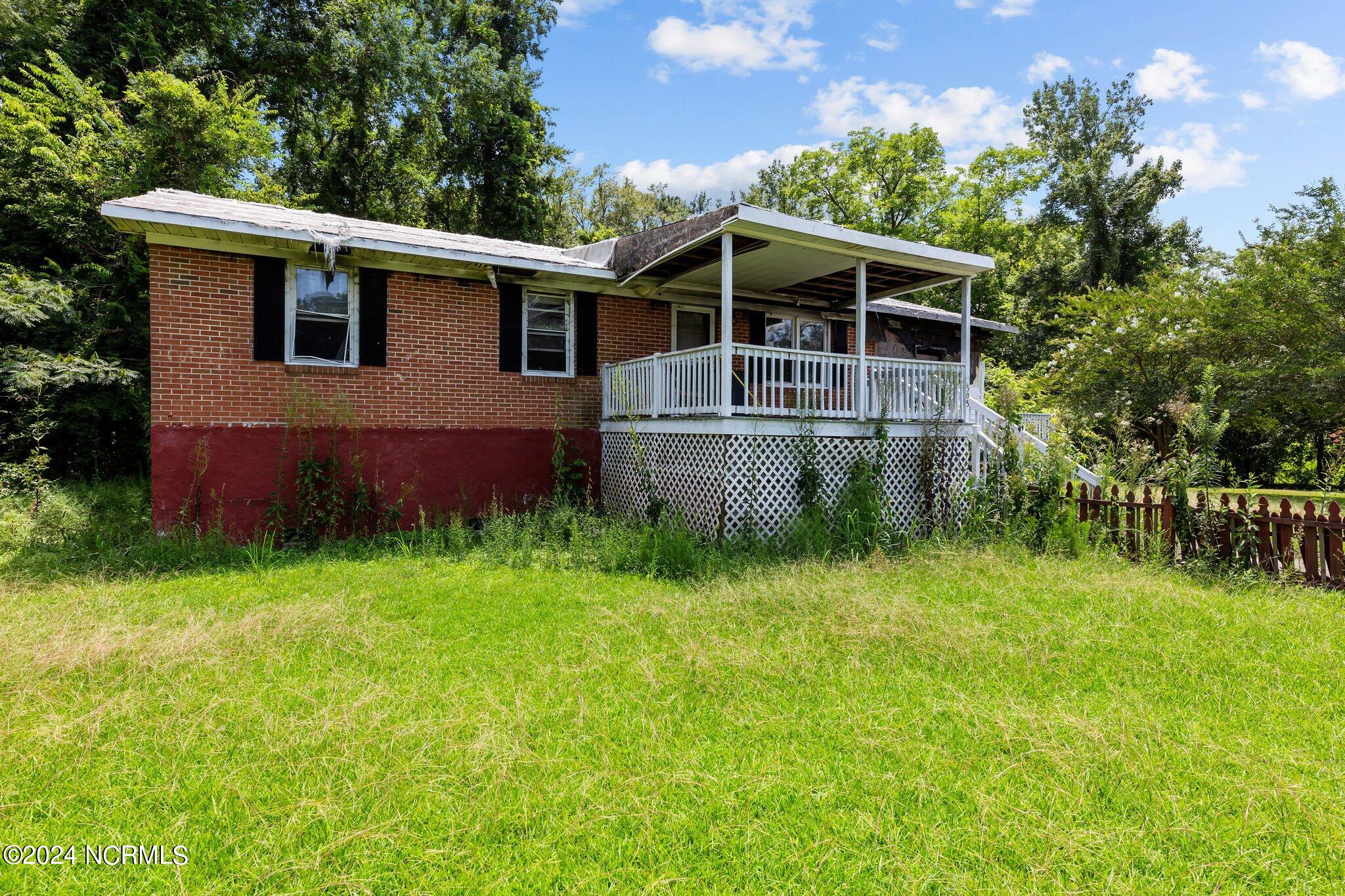 505 Washington Street Windsor, NC 27983 - Photo 9 of 43 2-web-or-mls-_S0A8511
