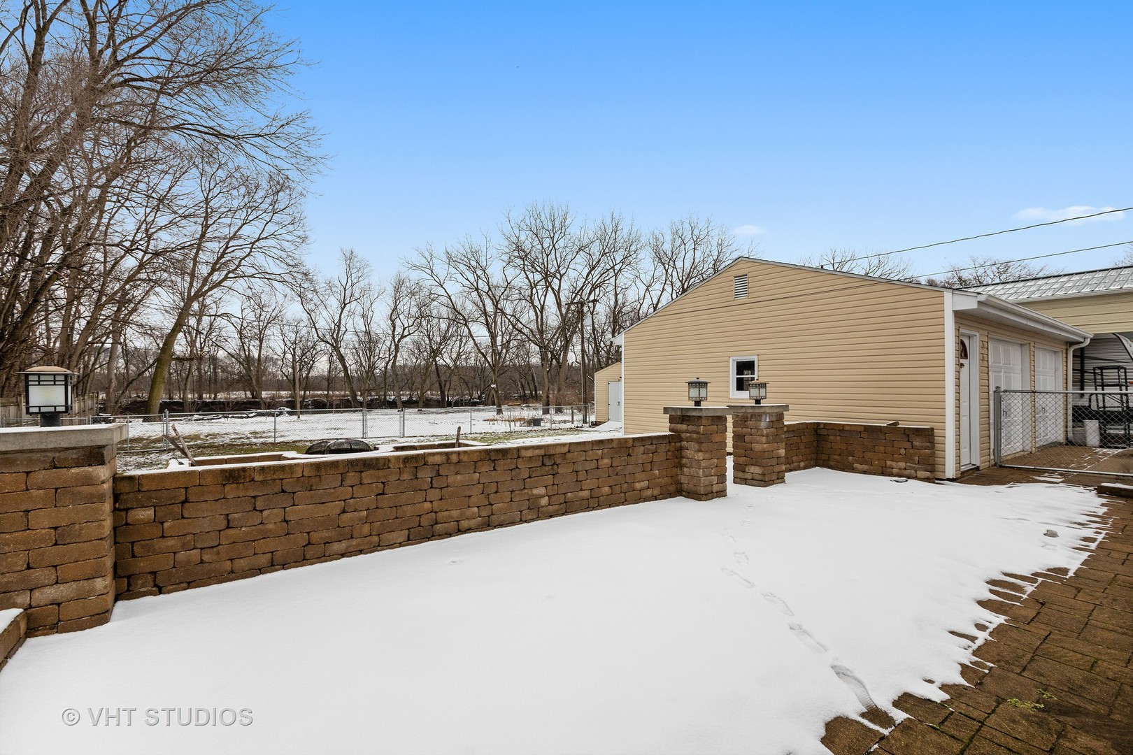 1650 Pine Bluff Road Morris, IL 60450 - Photo 10 of 11 a view of outdoor space yard and patio