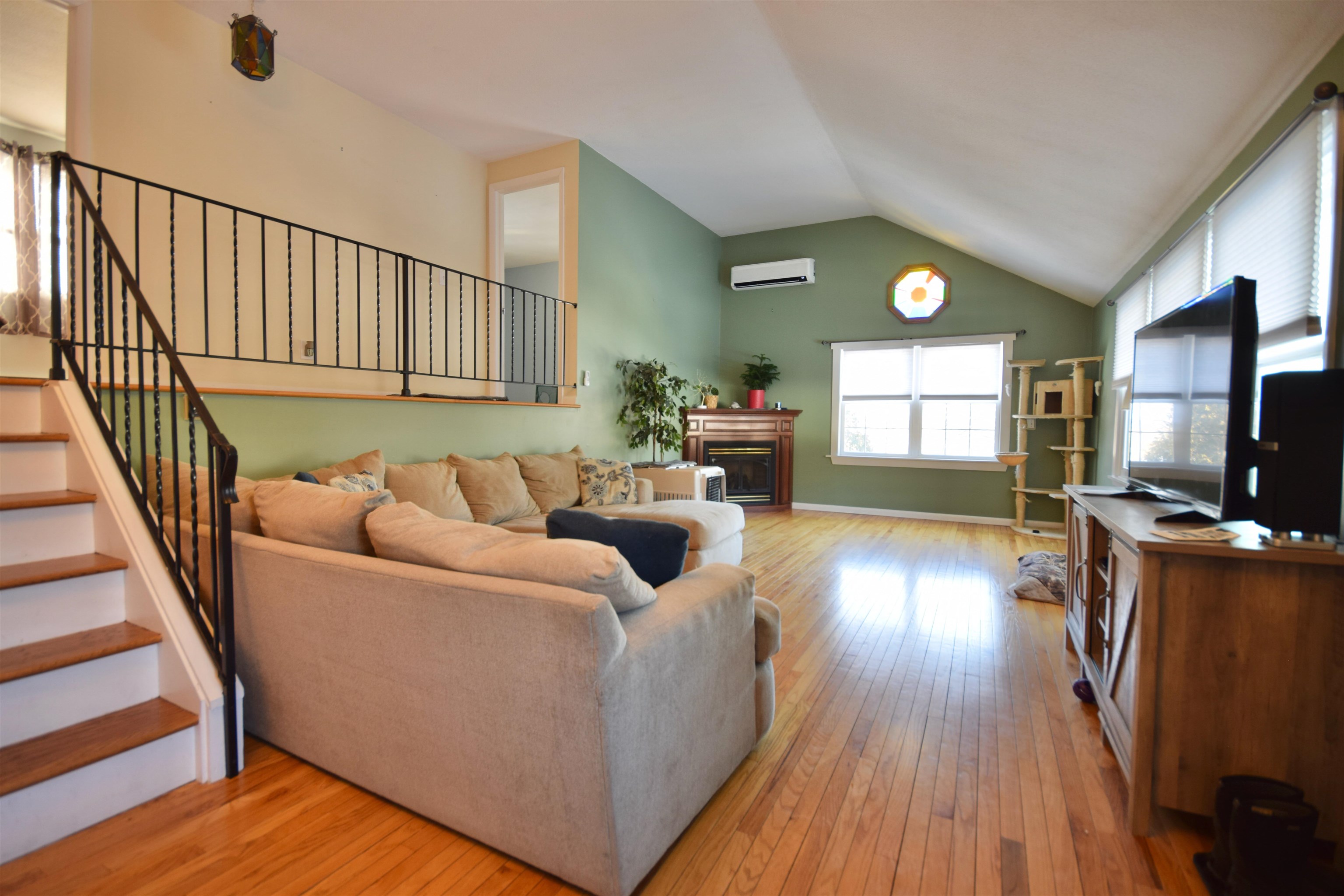 28 Giorgetti Boulevard Rutland, VT 05701 - Photo 3 of 21