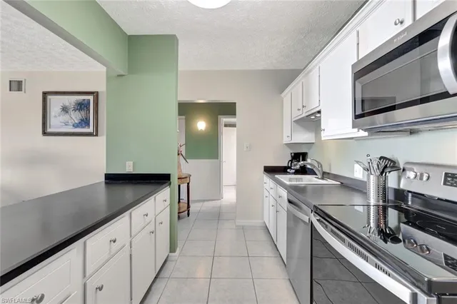 $399,900 | 60 West Pelican Street, Unit 401, Naples, FL 34113