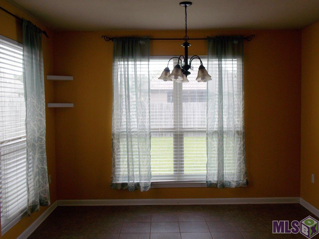 9425 Lockhart Road Denham Springs, LA 70726 - Photo 6 of 12 Gallery Image 6