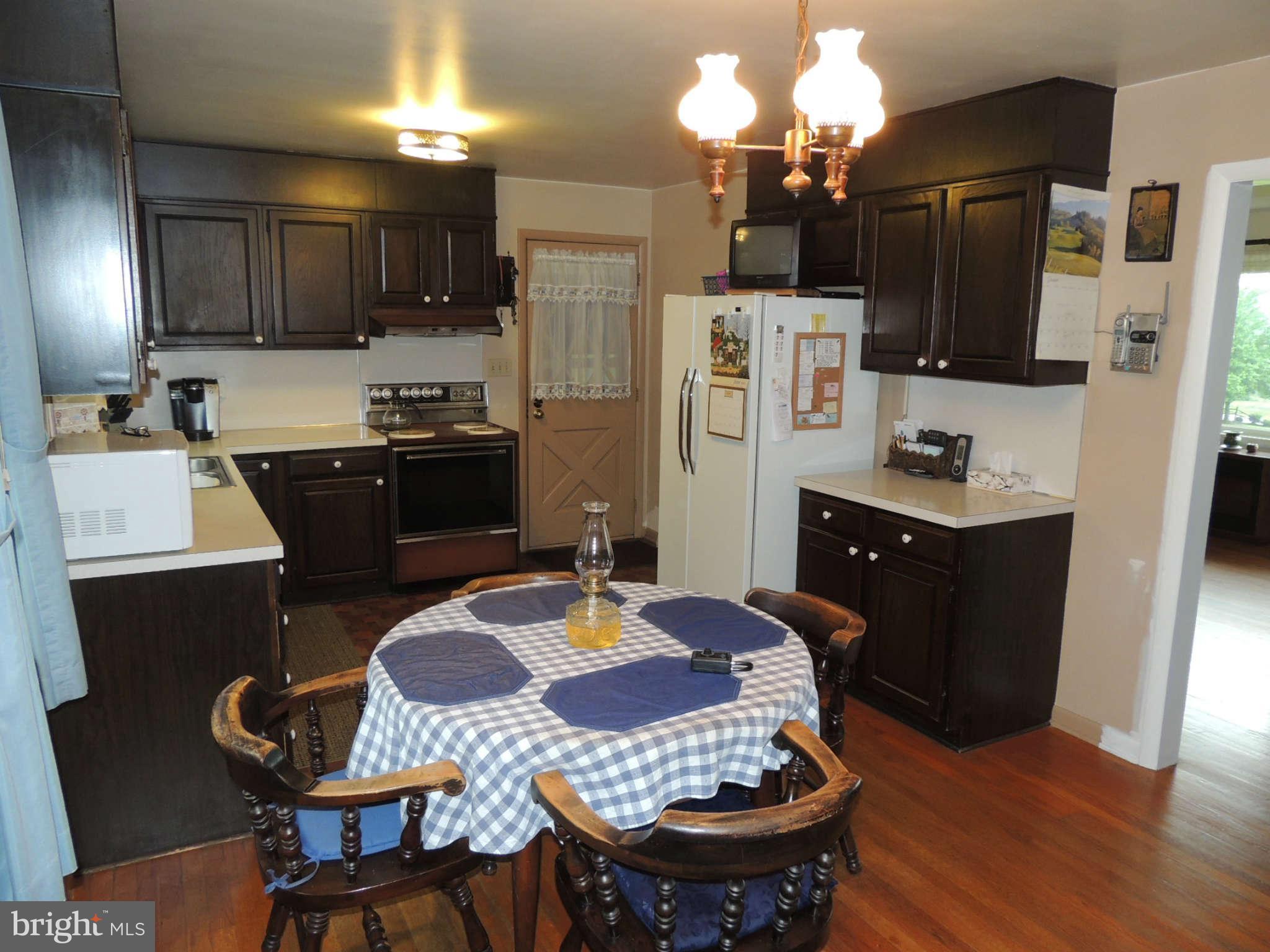 8441 Woodville Road Mount Airy, MD 21771 - Photo 5 of 24 Kitchen