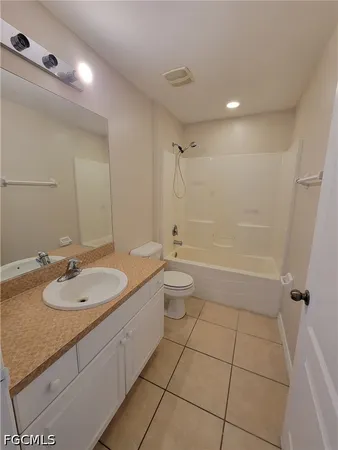 $1,695 | 1137 Deauville Street East, Lehigh Acres, FL 33974