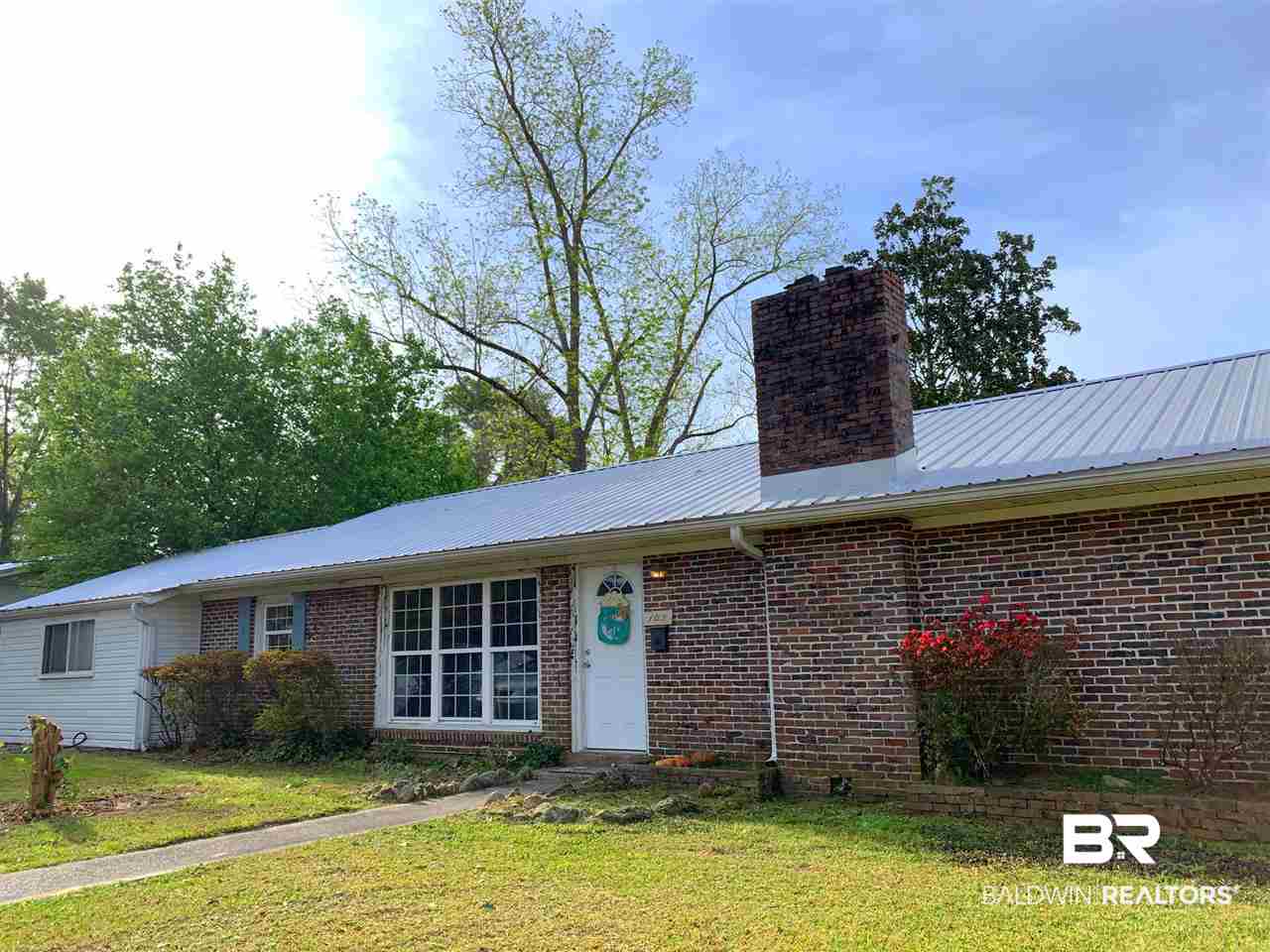 105 Davison Street Brewton, AL 36426 - Photo 1 of 13
