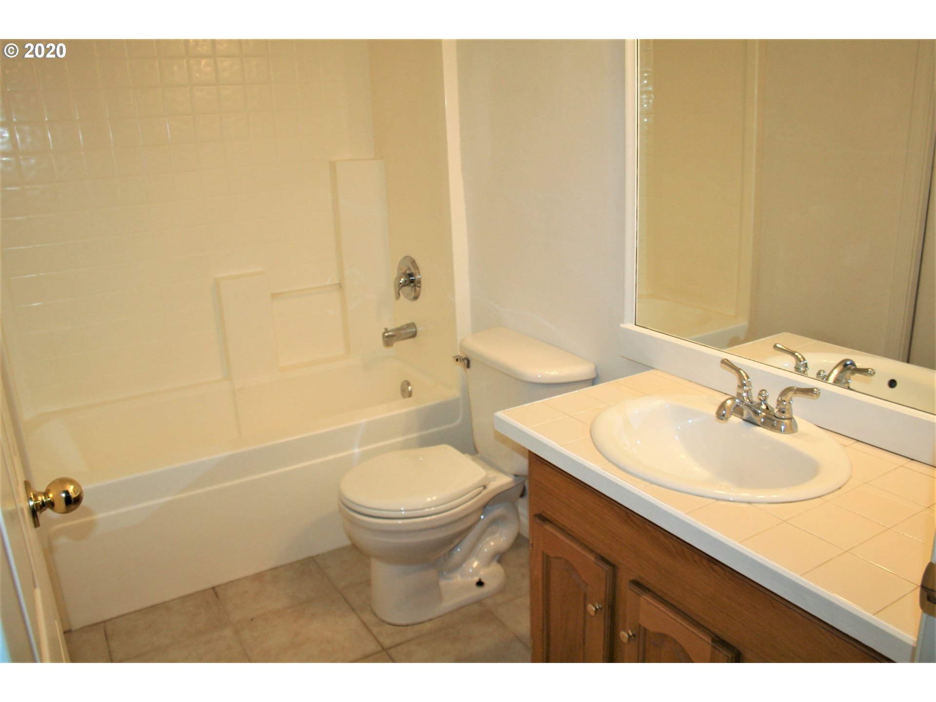 901 South 72nd Street Springfield, OR 97478 - Photo 13 of 16