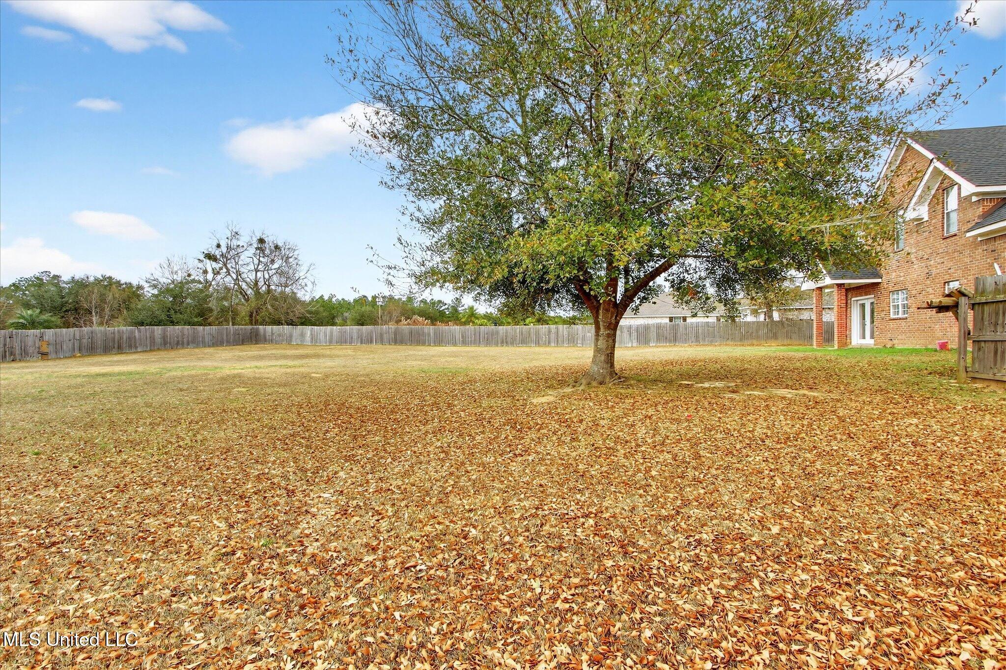 17161 Fenton Dedeaux Road Kiln, MS 39556 - Photo 23 of 29 40-039_IMG_0395
