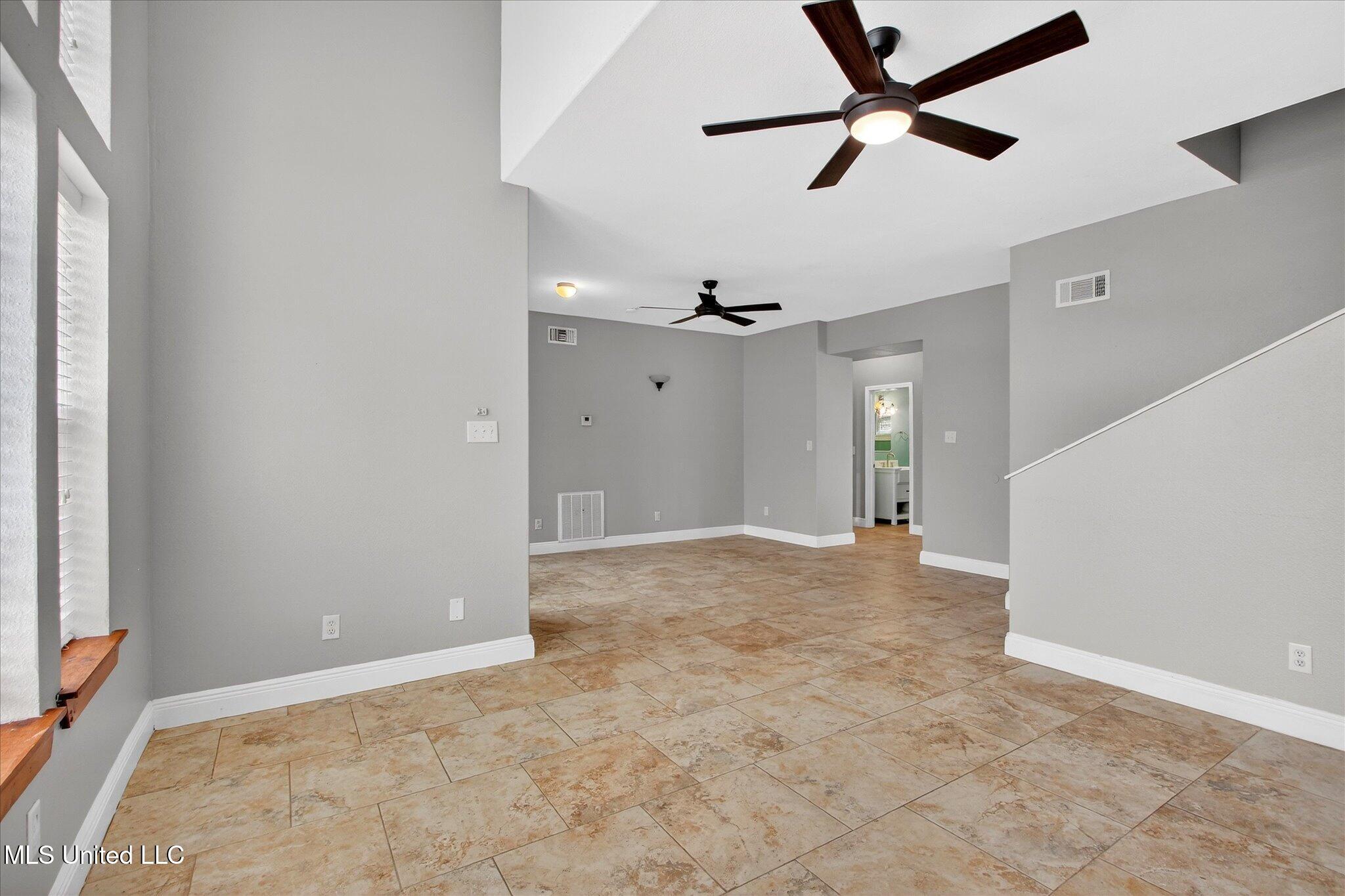 17161 Fenton Dedeaux Road Kiln, MS 39556 - Photo 4 of 29 10-009_IMG_0281