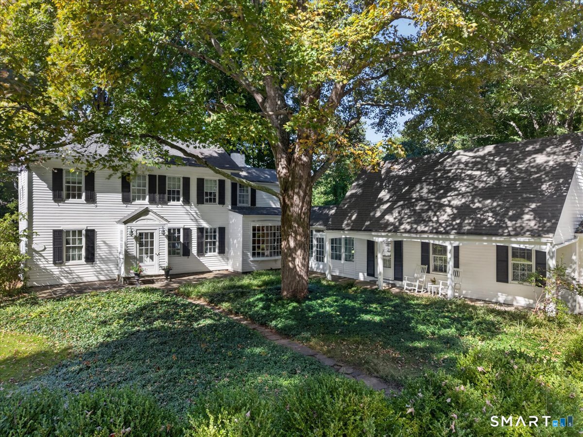 9 Ingham Hill Road Essex, CT 06426 - Photo 3 of 40 Graceful and elegant
