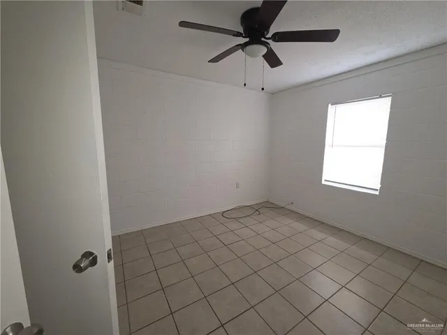 $600 | 903 West 1st Street, Mission, TX 78572