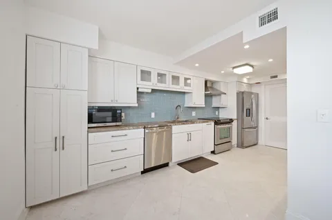 $849,000 | 4300 North Ocean Boulevard, Unit 16G, Fort Lauderdale, FL 33308