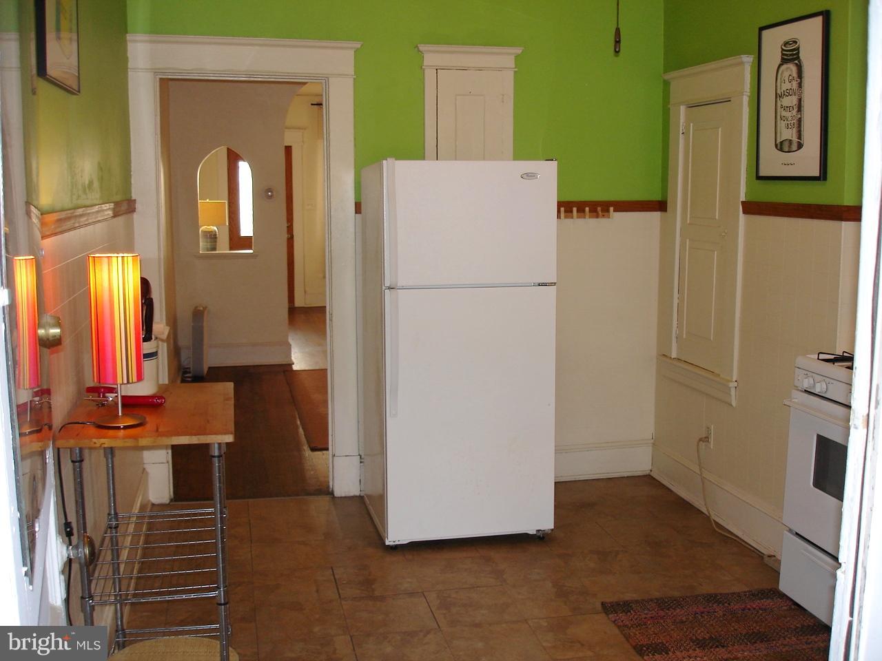 1805 Portship Road Baltimore, MD 21222 - Photo 12 of 27 Kitchen