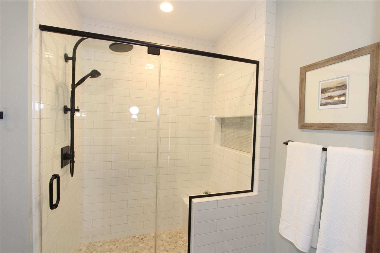 2377 Sugar Bottom Road Northeast Solon, IA 52333 - Photo 20 of 25 Gallery Image 20